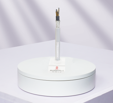 محطة الطاقة النووية تستخدم كابلات من الفئة 1 E.