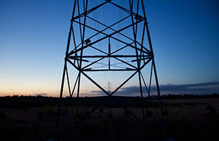 نقل الكهرباء مباشرة من ديانتشي إلى قوانغدونغ ± 800KV